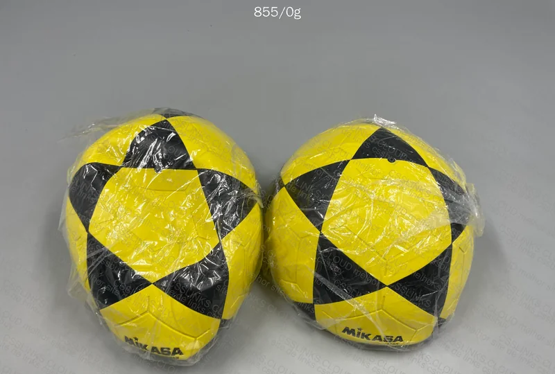 02 Mikasa Futevolei Balls 4