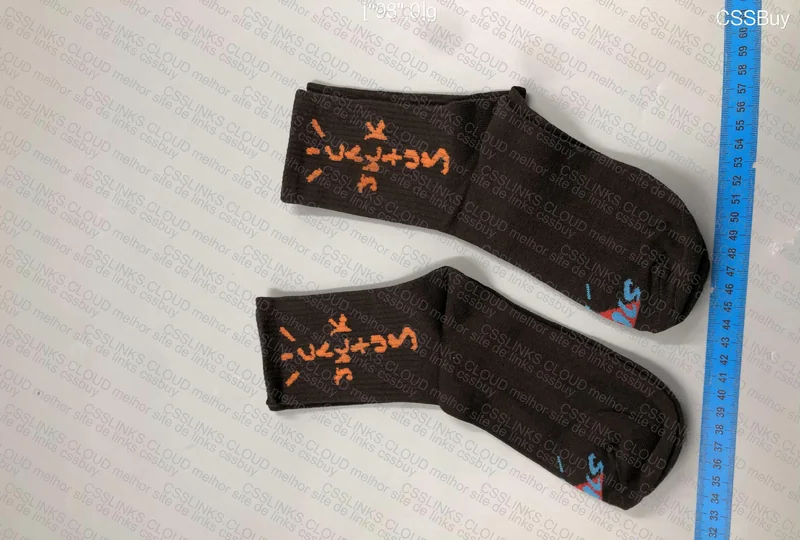 11 Pairs of Socks 3
