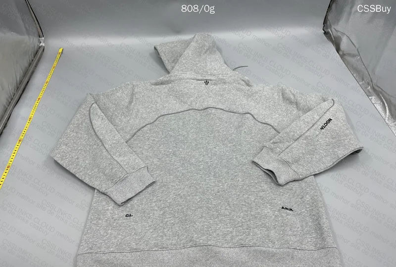 168¥ Nike x Nocta Gray Sweatshirt 2