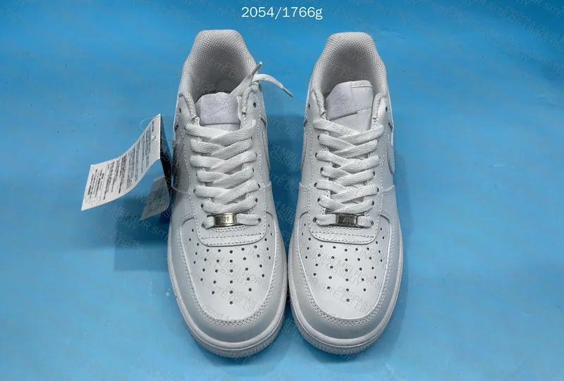 2 White Air Force 1