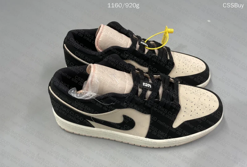 2 Air Jordan 1 Low - Guava Ice 4