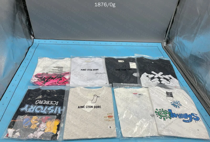 2 T-Shirt Blind Box