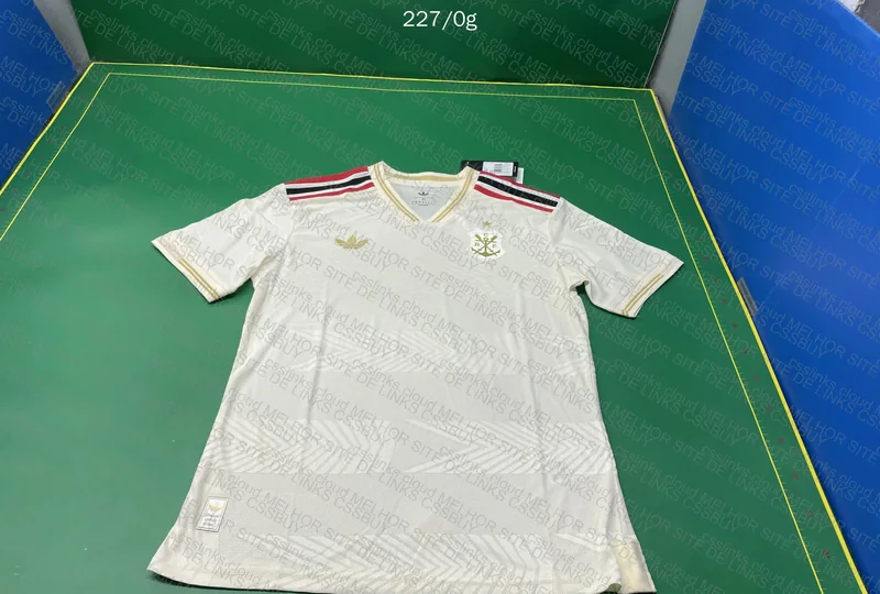 2 Club de Regatas Shirts 2