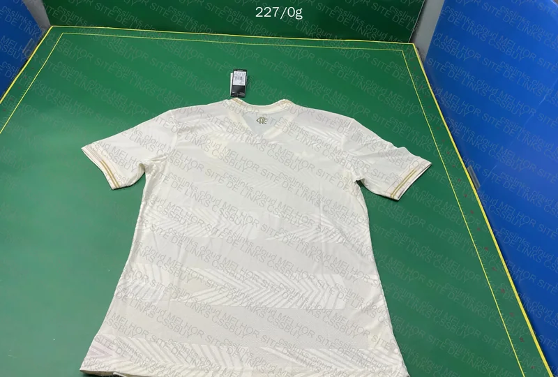 2 Club de Regatas Shirts 3