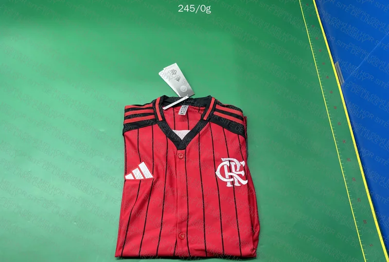 2 Club de Regatas Shirts 4
