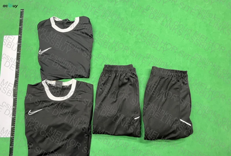 2 Nike Academy Sets