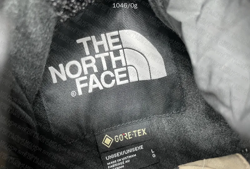 2 TNF Windbreakers 7