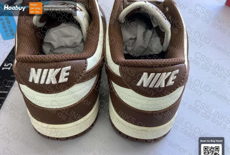 2 Nike Dunks from JMDY 4