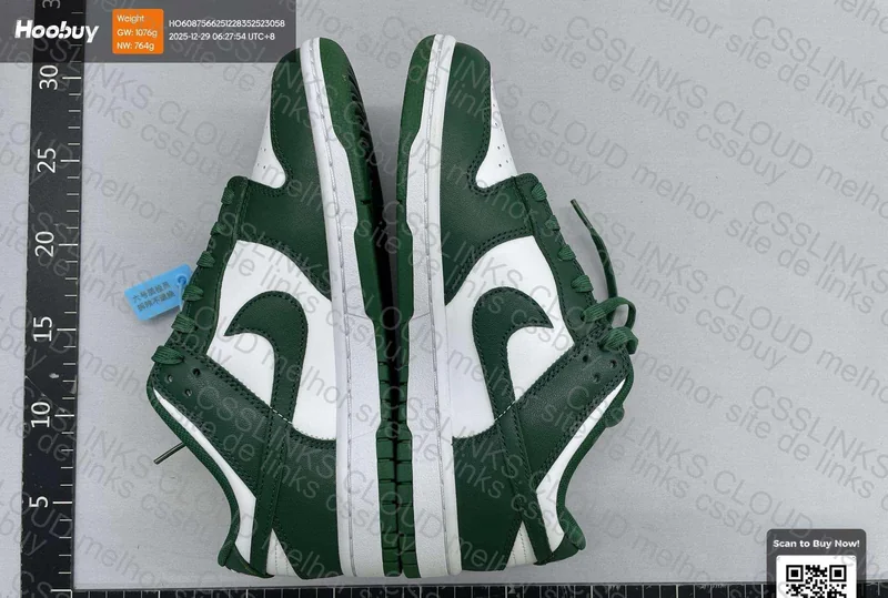 2 Nike Dunks from JMDY 5