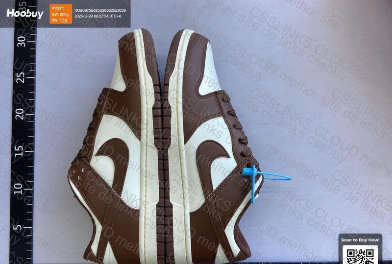 2 Nike Dunks from JMDY 6