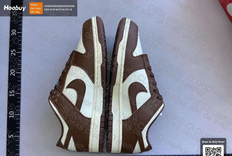 2 Nike Dunks from JMDY 8