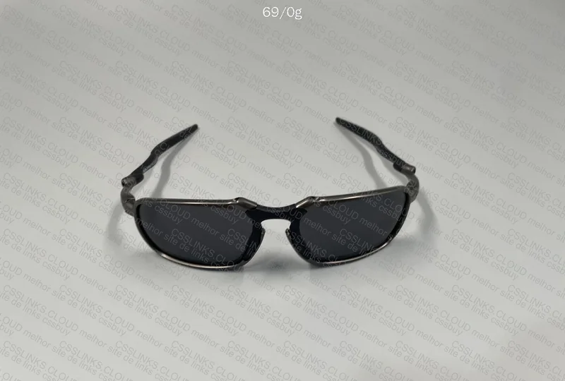2 Oakley Glasses 4