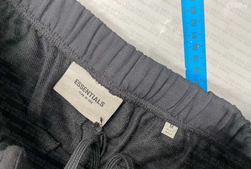 2 Essentials Shorts 9