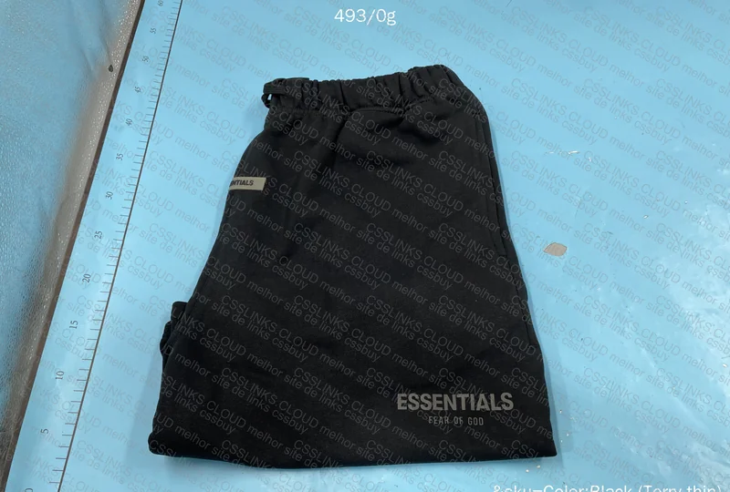 2 Essentials Shorts 5