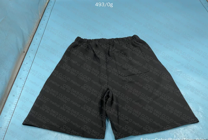 2 Essentials Shorts 9