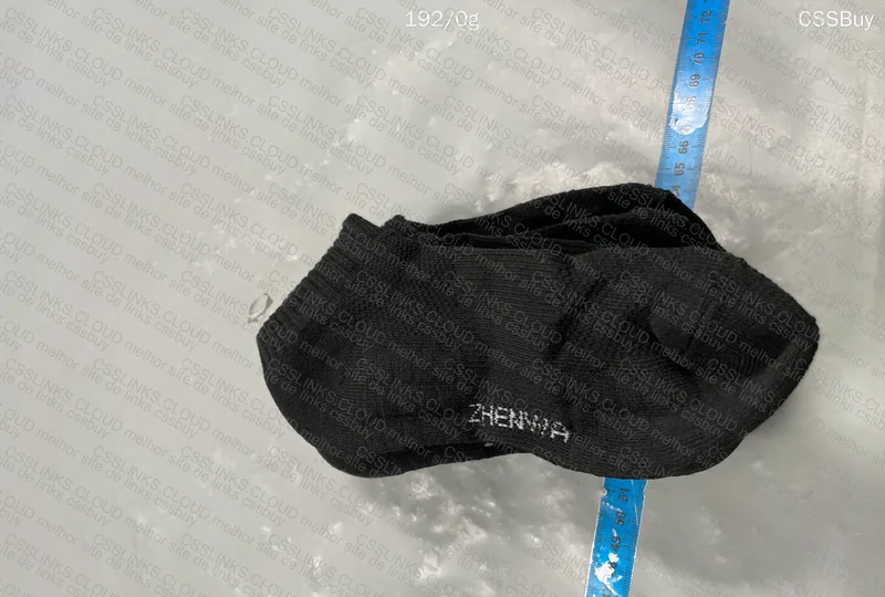 2 Ultraboost Light 2023 + Basic Socks Pack 3