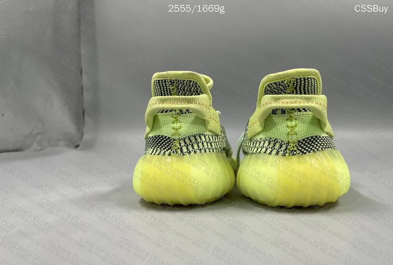 2 Yeezy 130y 6