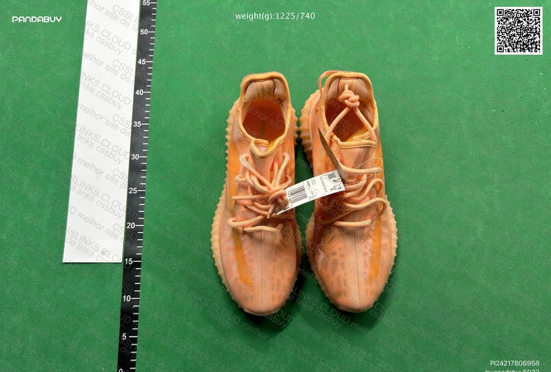 2 Yeezy 350 for 130Y 6