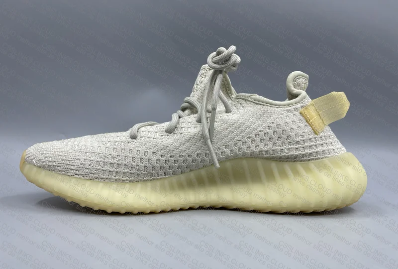 2 Yeezy Boost 350 6