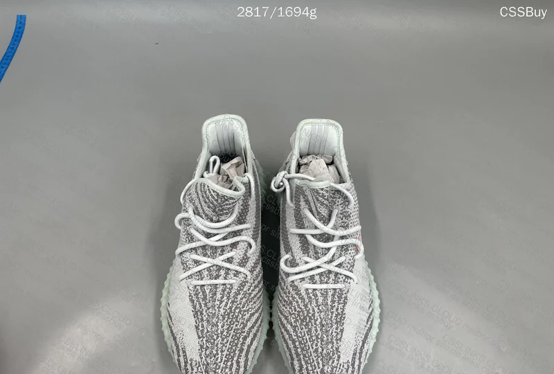 2 Yeezy for 130y 8