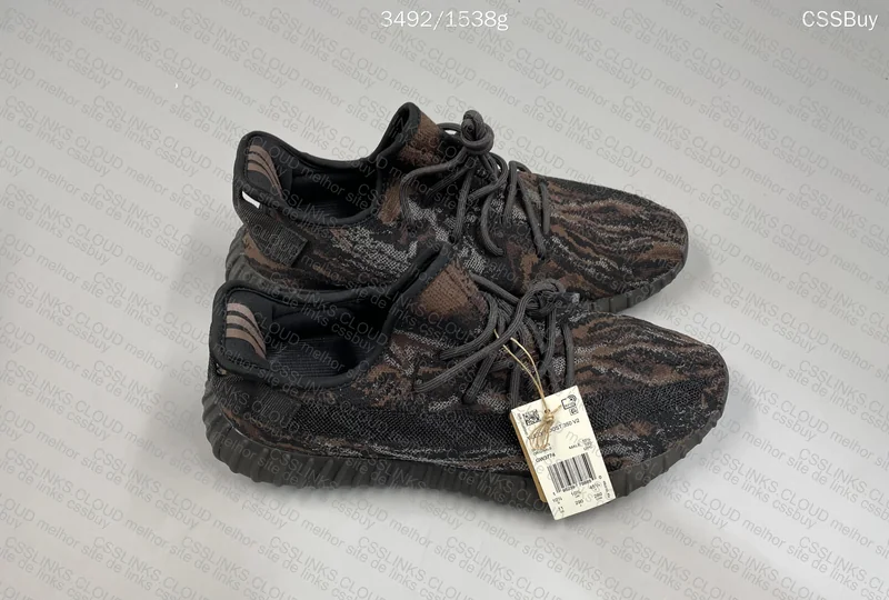 2 Yeezy for 130Y + 20Y