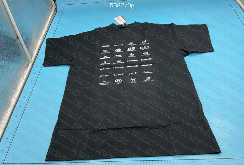 20 T-Shirts Blind Box JMDY
