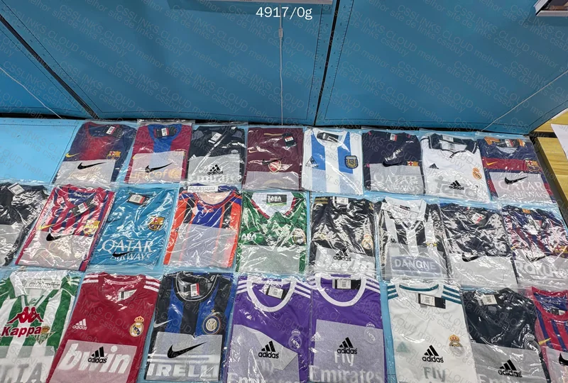 25 Retro Blind Box T-Shirts