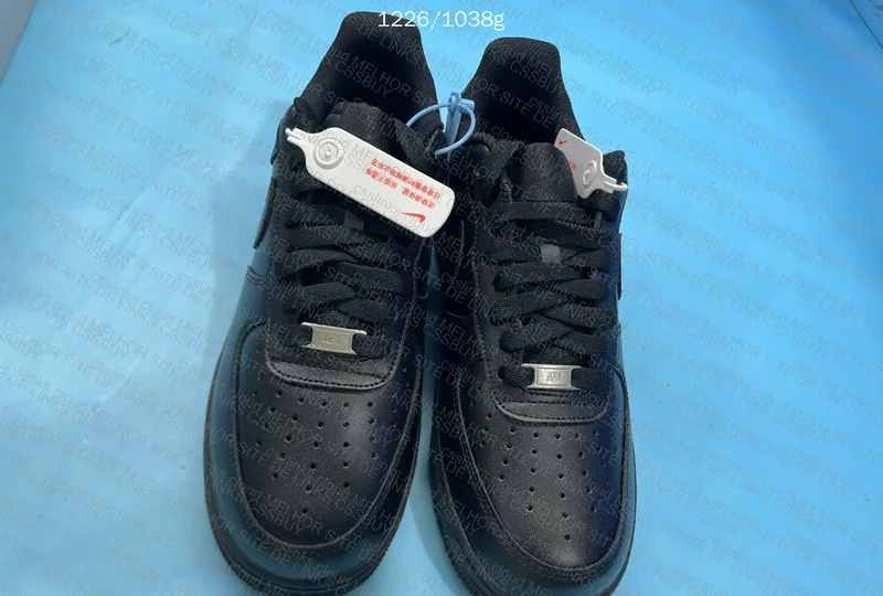 2x Air Force 1 - Amiri T-Shirt - Tech Fleece 2