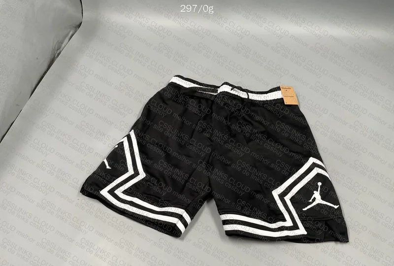 2x Jordan Shorts 3