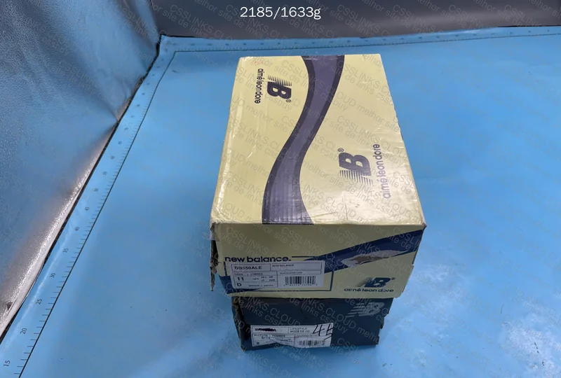 2x New Balance Blind Box 5