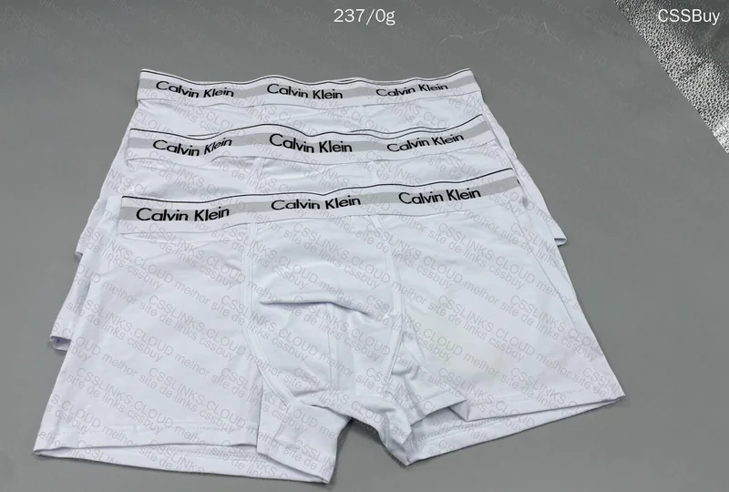 3 Calvin Klein Underwear