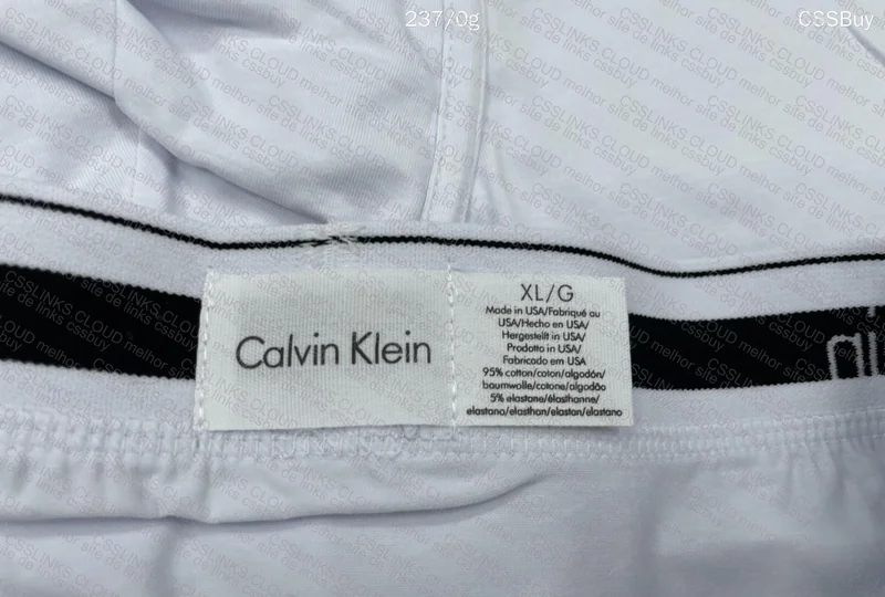 3 Calvin Klein Underwear 2