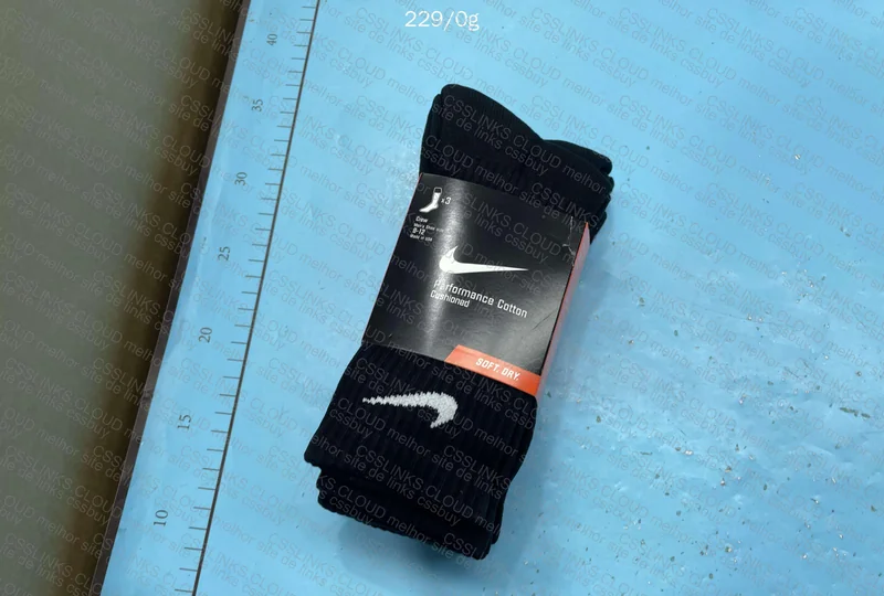 3 Nike Socks 2