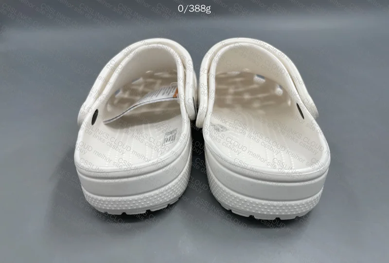 3 Pairs of Crocs, GL? 7