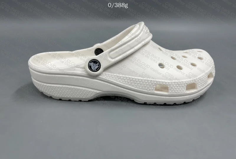 3 Pairs of Crocs, GL? 8