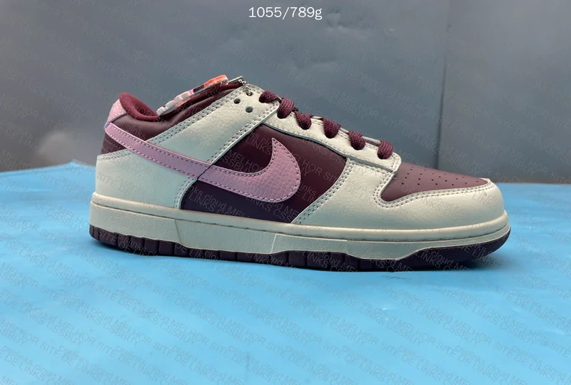 39y - Dunk Valentine's Day 2023 (DR9705-100) 4