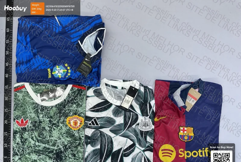 4 Team Shirts - Blind Box