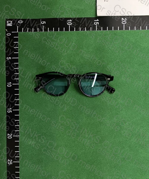 4 Colorful Glasses 2