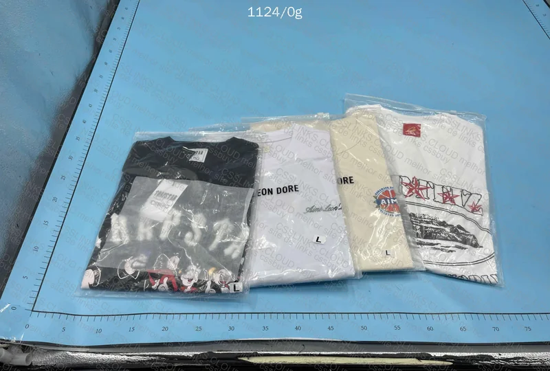 4 Random DARGON-Blind Box T-Shirts