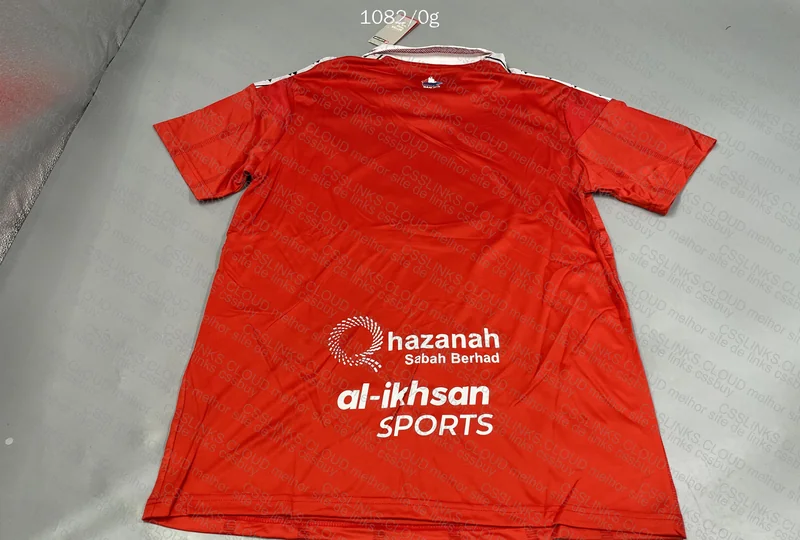 5 Random Football Shirts 5