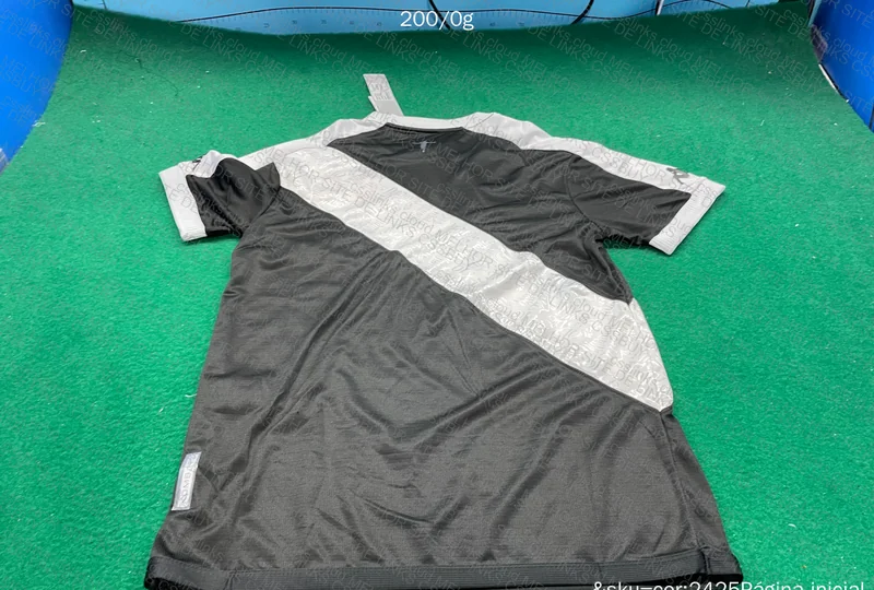 5 Vasco Football Shirts 6