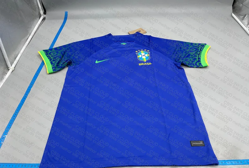 5 Random Football Shirts 3