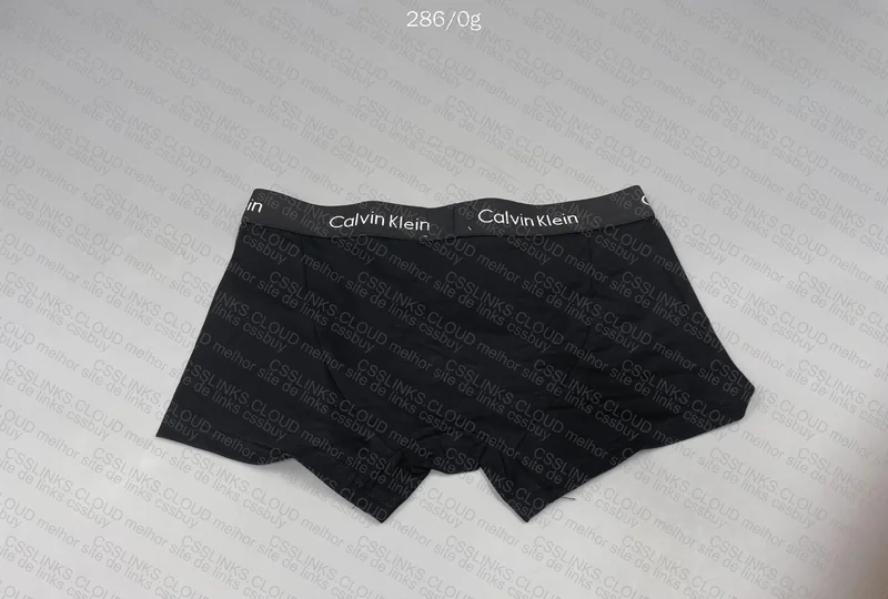 5 Calvin Klein Underwear 2