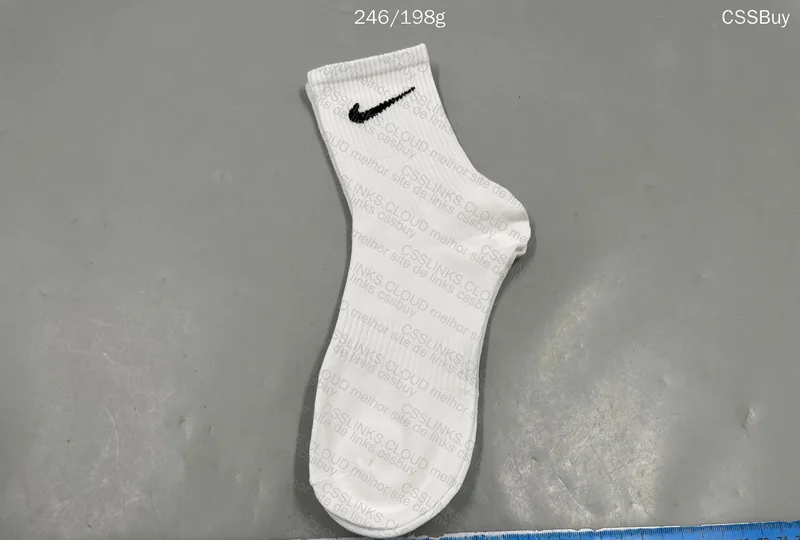 5 Nike Socks 3