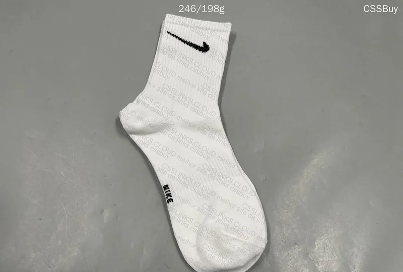 5 Nike Socks 4