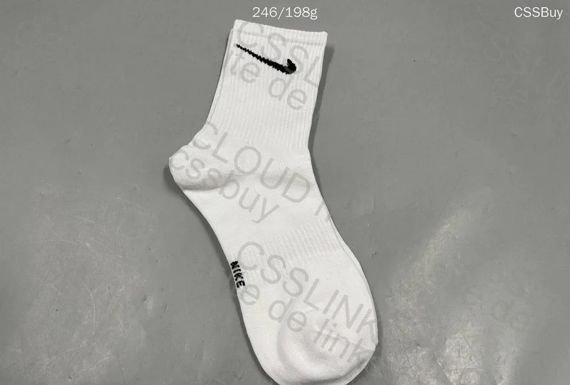 5 Nike Socks 5