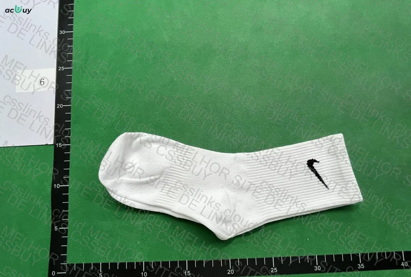 5 Pairs of Socks 9.9
