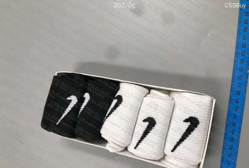 5 Pairs of Nike Socks 3