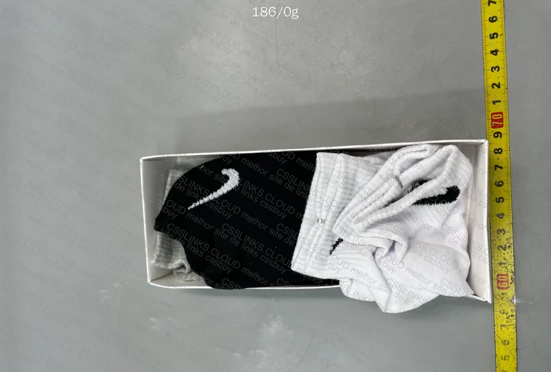 5 Pairs of Nike Short Tube Socks