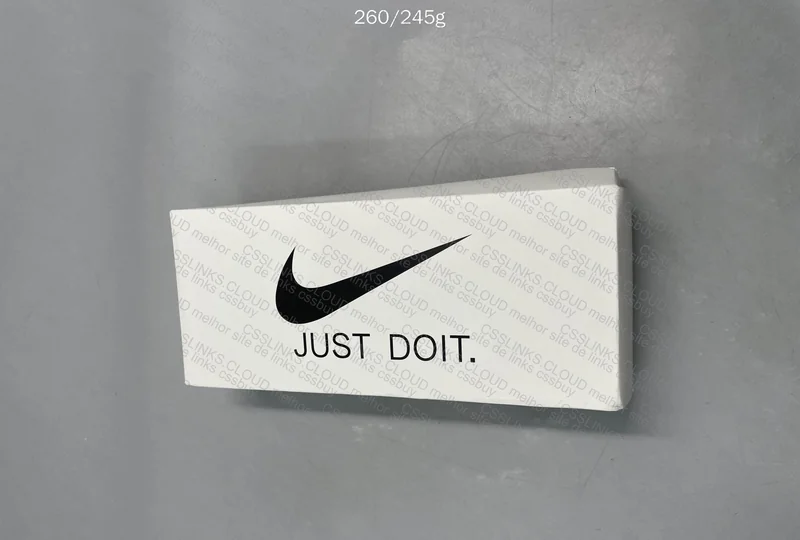 5 Pairs of Nike Socks 4